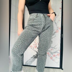 One Tea Spoon Leopard Print Organic Cotton Curvy High Distressed Crop Jeans 25
